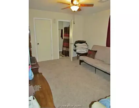7240 Planters Loop, Bryan, TX 77808 photo 9