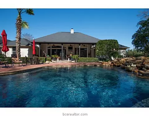 2004 Lis Ln, Bryan, TX 77807 photo 19