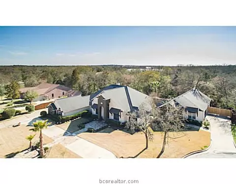 2004 Lis Ln, Bryan, TX 77807 photo 25