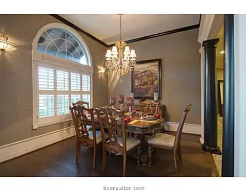 2004 Lis Ln, Bryan, TX 77807 photo 16