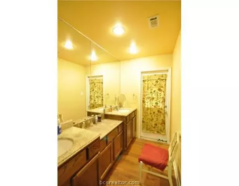 4201 Warwick Ln, Bryan, TX 77802 photo 17