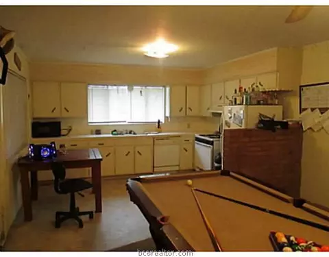 903 Stanfield, Bryan, TX 77802 photo 8