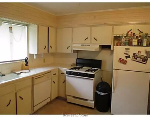 903 Stanfield, Bryan, TX 77802 photo 7