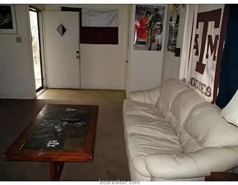 903 Stanfield, Bryan, TX 77802 photo 4