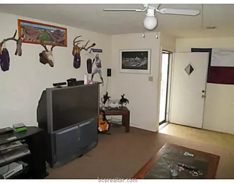 903 Stanfield, Bryan, TX 77802 photo 3