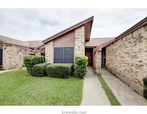 4122 Woodcrest Dr, Bryan, TX 77802 photo 1