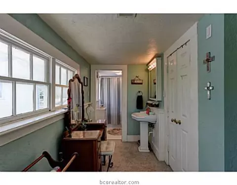 717 E 27th St, Bryan, TX 77803 photo 15