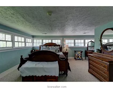717 E 27th St, Bryan, TX 77803 photo 14