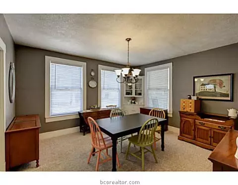 717 E 27th St, Bryan, TX 77803 photo 11