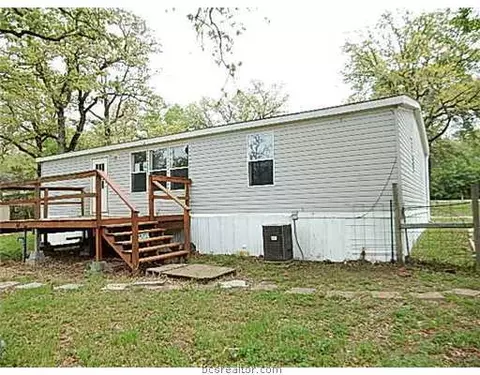 3949 Grapevine Dr, Bryan, TX 77807 photo 6