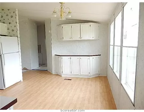 3949 Grapevine Dr, Bryan, TX 77807 photo 12