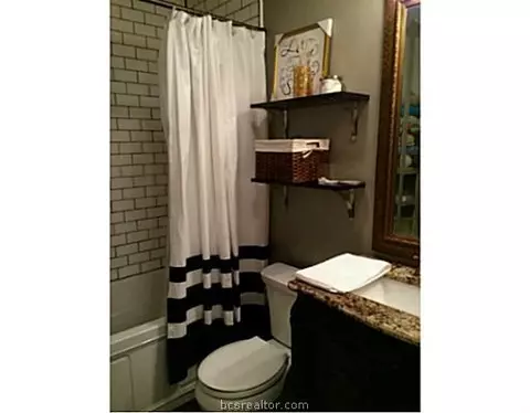 2902 Arizona, Bryan, TX 77803 photo 2