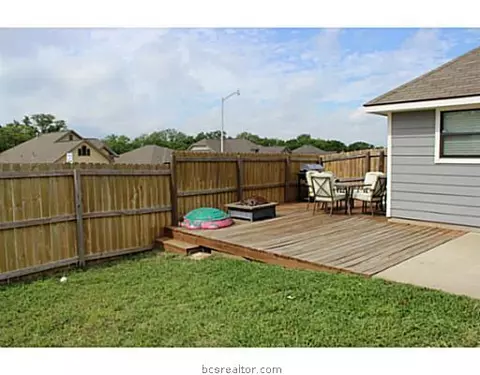 2000 Turning Leaf Dr, Bryan, TX 77807 photo 16