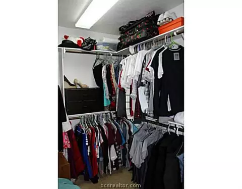 2000 Turning Leaf Dr, Bryan, TX 77807 photo 10