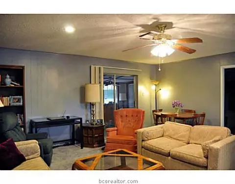 3000 Christopher Cir, Bryan, TX 77803 photo 7
