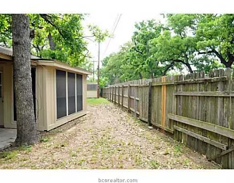 3000 Christopher Cir, Bryan, TX 77803 photo 19