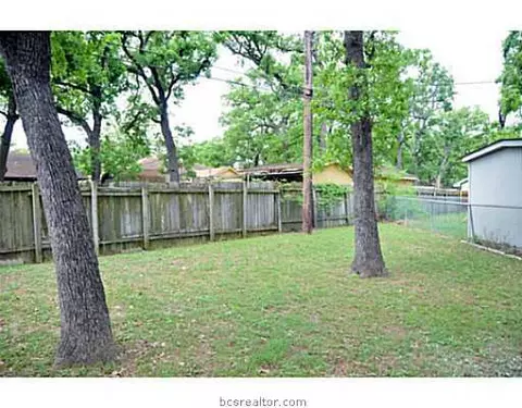 3000 Christopher Cir, Bryan, TX 77803 photo 20