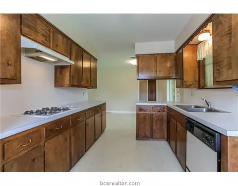 1401 Esther Blvd, Bryan, TX 77802 photo 7