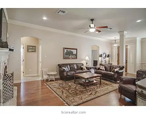 5211 Draycott Ct, Bryan, TX 77802 photo 5