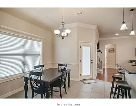 5211 Draycott Ct, Bryan, TX 77802 photo 11