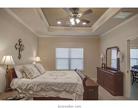 5211 Draycott Ct, Bryan, TX 77802 photo 14