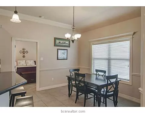 5211 Draycott Ct, Bryan, TX 77802 photo 12