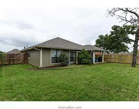 2019 Turning Leaf Dr, Bryan, TX 77807 photo 14