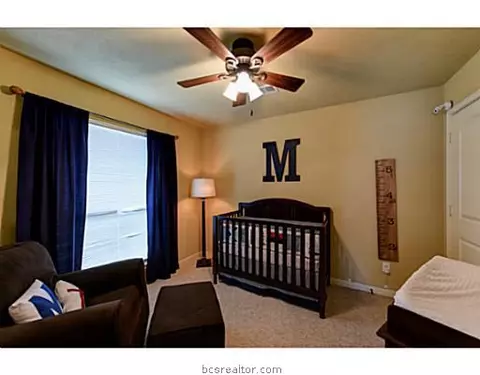 2019 Turning Leaf Dr, Bryan, TX 77807 photo 11