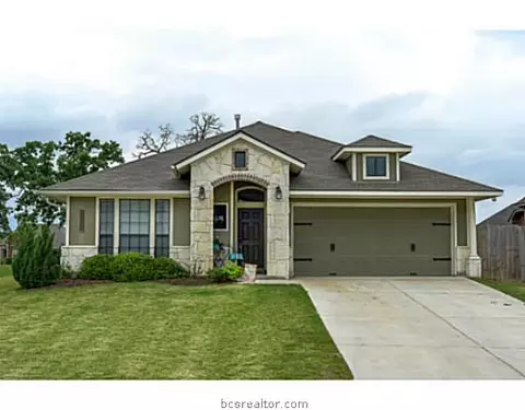 2019 Turning Leaf Dr, Bryan, TX 77807 photo 1