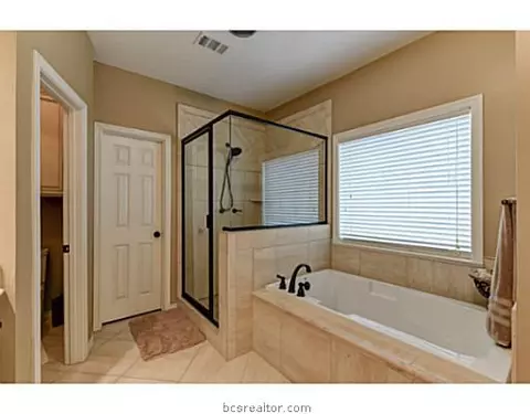 4744 Renwick, Bryan, TX 77802 photo 14