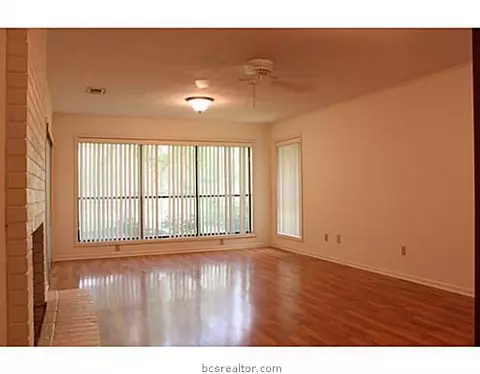 3002 Broadmoor, Bryan, TX 77802 photo 2