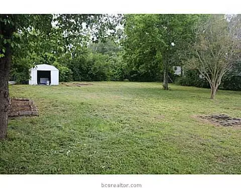 411 Mitchell St, Bryan, TX 77801 photo 2