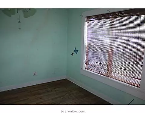 411 Mitchell St, Bryan, TX 77801 photo 10