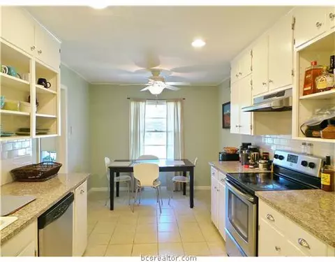 4205 Nagle St, Bryan, TX 77801 photo 11