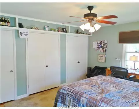 4205 Nagle St, Bryan, TX 77801 photo 17