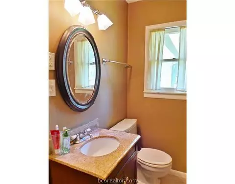 4205 Nagle St, Bryan, TX 77801 photo 15