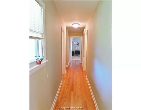 4205 Nagle St, Bryan, TX 77801 photo 14