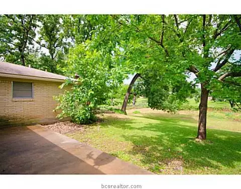 802 Ethel Blvd, Bryan, TX 77802 photo 24