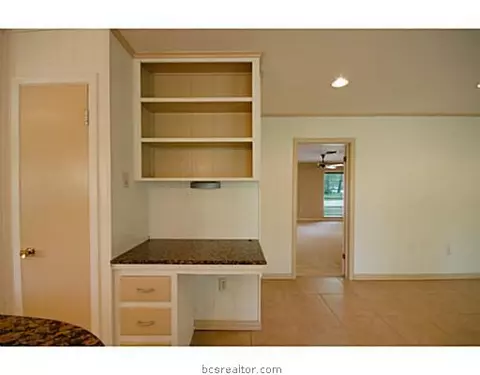 802 Ethel Blvd, Bryan, TX 77802 photo 12