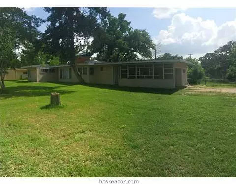 2316 Franklin Dr, Bryan, TX 77801 photo 1