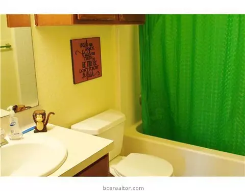 2909 Jenna Ct, Bryan, TX 77802 photo 13