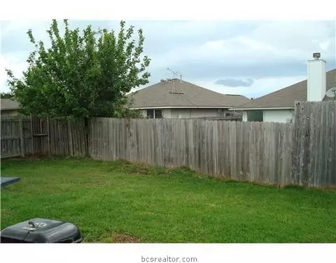 2909 Jenna Ct, Bryan, TX 77802 photo 16