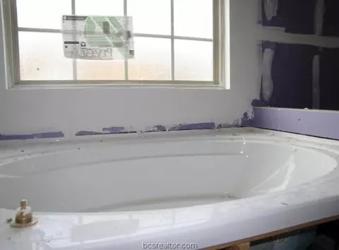 3717 Mariposa Ct, Bryan, TX 77803 photo 7