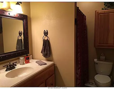 7470 Harris Ln, Bryan, TX 77808 photo 17
