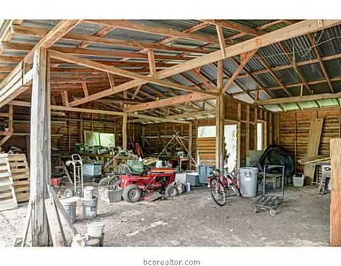 8949 Taylor Rd, Bryan, TX 77808 photo 17