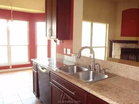 1712 Summerwood, Bryan, TX 77807 photo 11