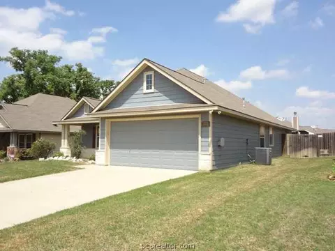 1712 Summerwood, Bryan, TX 77807 photo 3