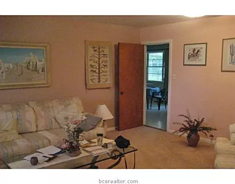 1304 East 31st St, Bryan, TX 77802 photo 5
