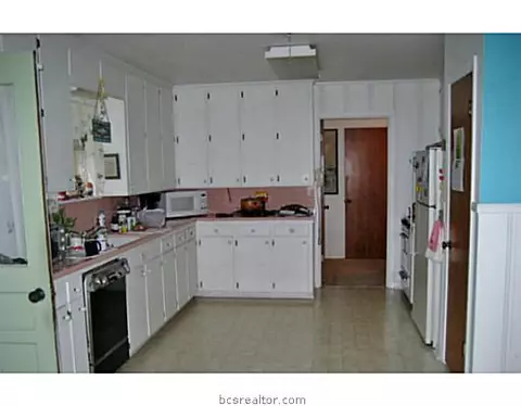 1304 East 31st St, Bryan, TX 77802 photo 8