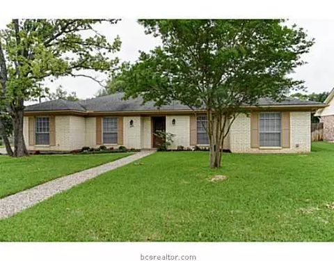 2316 Devonshire St, Bryan, TX 77802 photo 1